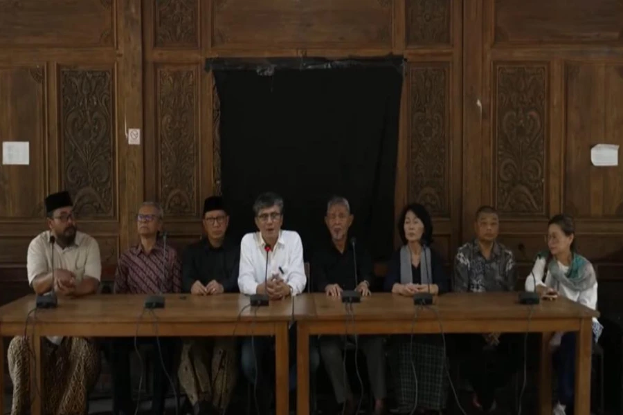 Tokoh Nasional dan Lintas Agama Sowan ke Gus Mus Bahas Situasi Politik Terkini Gus Mus
