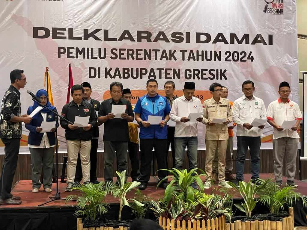 Perwakilan parpol peserta pemilu 2024 saat mendeklarasikan Damai Berkampanye