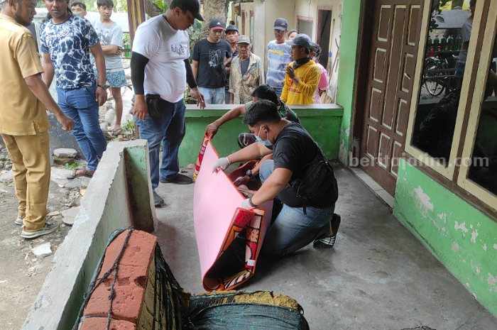 Kediri Geger! Pria Tewas Diduga Over Dosis Miras
