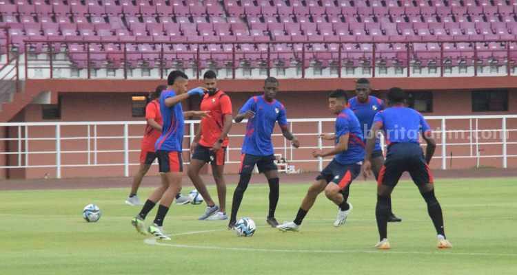 Timnas Panama Waspadai Semua Pemain Maroko Tim Nasional Panama saat berlatih di Lapangan Thor Surabaya. (way)