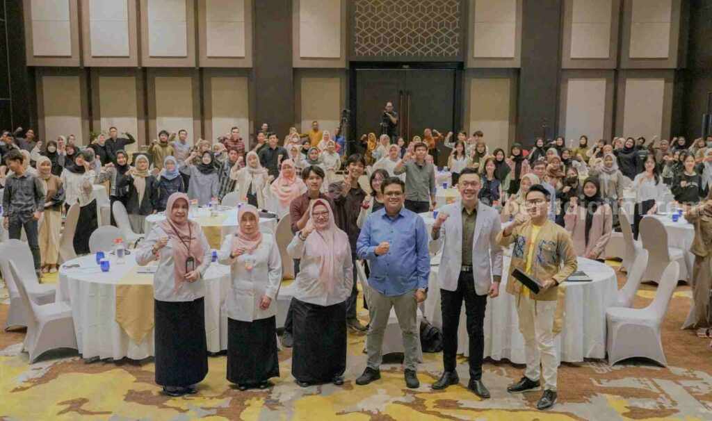 Ratusan anak muda mendeklarasikan Indonesia bebas stunting di Kabupaten Gresik