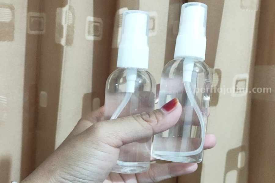 Tawas Bikin Iritasi Kulit Ketiak? Begini Penjelasannya tawas spray yang dapat membuat iritasi kulit jika kadarnya terlalu tinggi. (Sumber foto: Instagram/sp***)