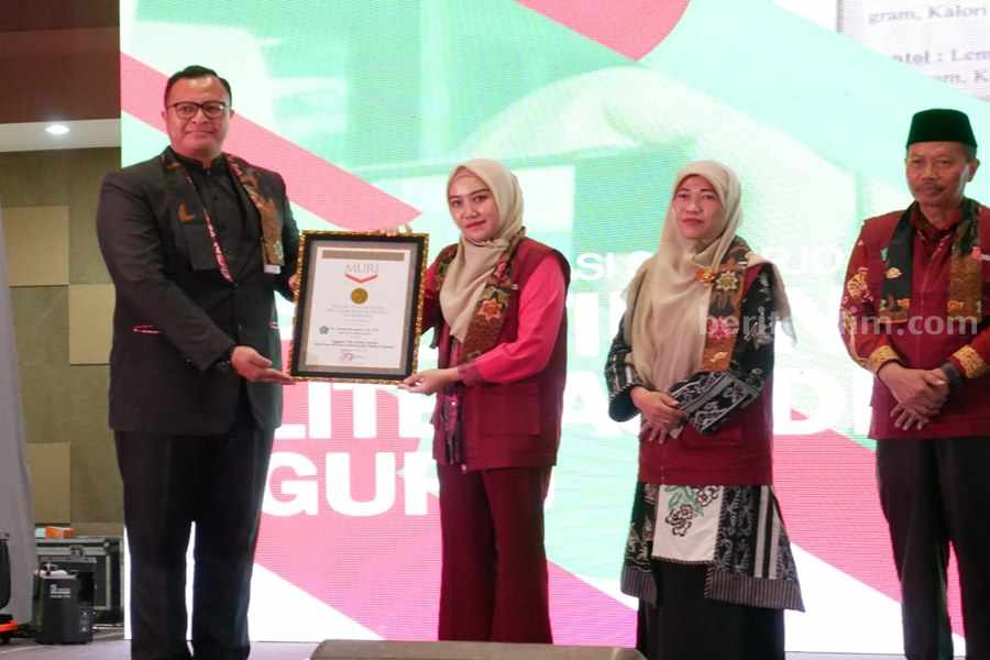 Pemkab Sidoarjo Pecahkan Rekor MURI Literasi Digital