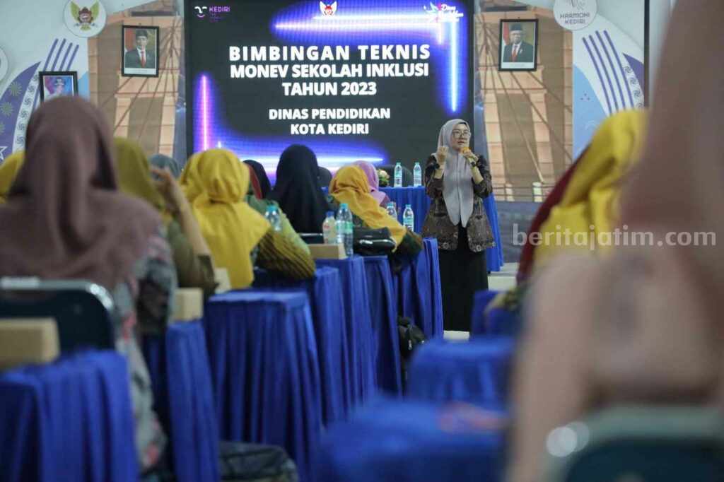 Dindik Kota Kediri Gelar Bimtek Sekolah Inklusi WhatsApp Image 2023-11-02 at 19.52.49_11zon