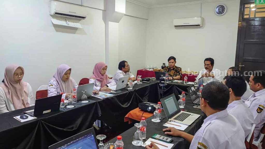 Diskominfo Kota Kediri Wujudkan Perpres 95 Tahun 2018 WhatsApp Image 2023-11-16 at 17.04.44_11zon
