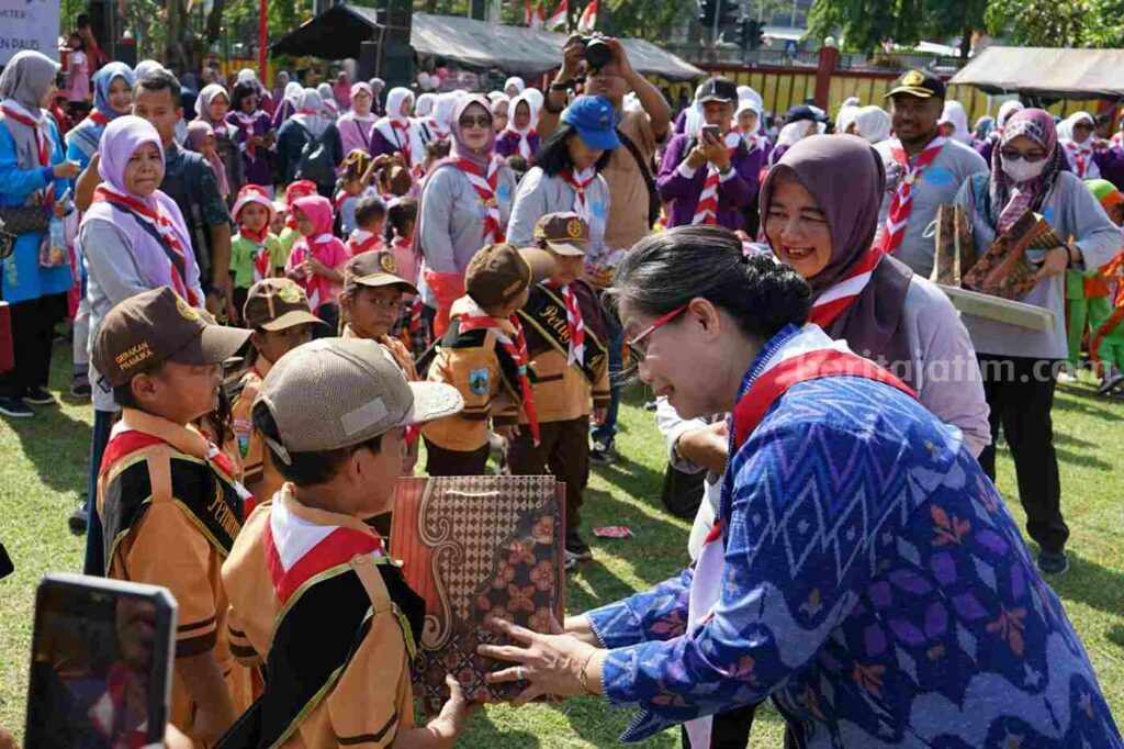 Pj Walkot Kediri Pimpin Upacara Jambore Prasiaga PAUD 2023