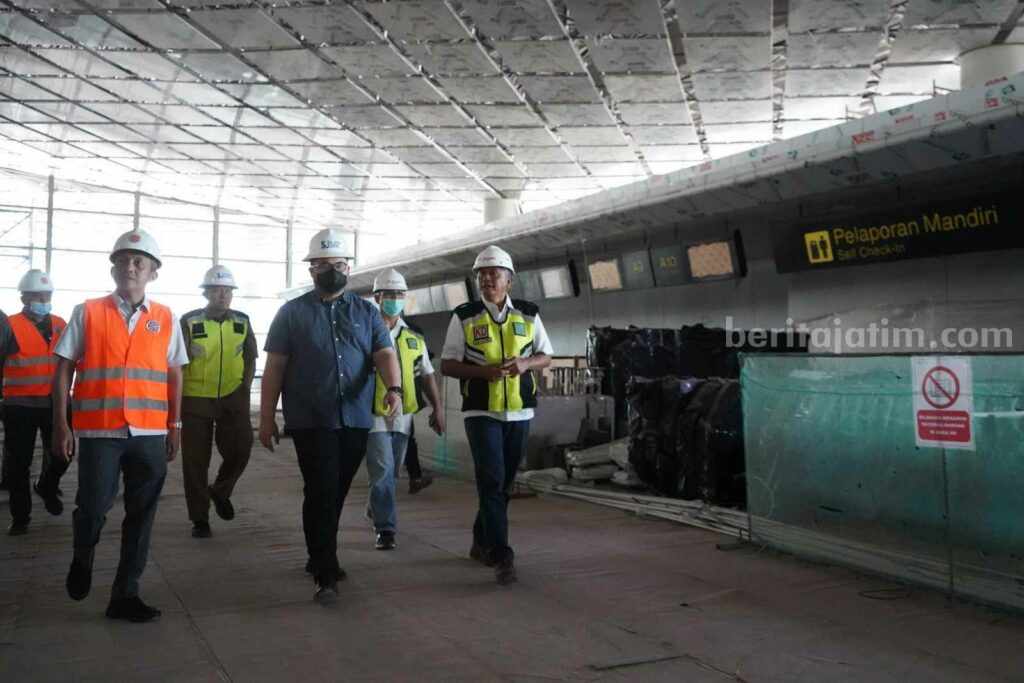 Dukung Akses ke Bandara, Pemkab Kediri Lebarkan Jalan Simpang Empat Banyakan
