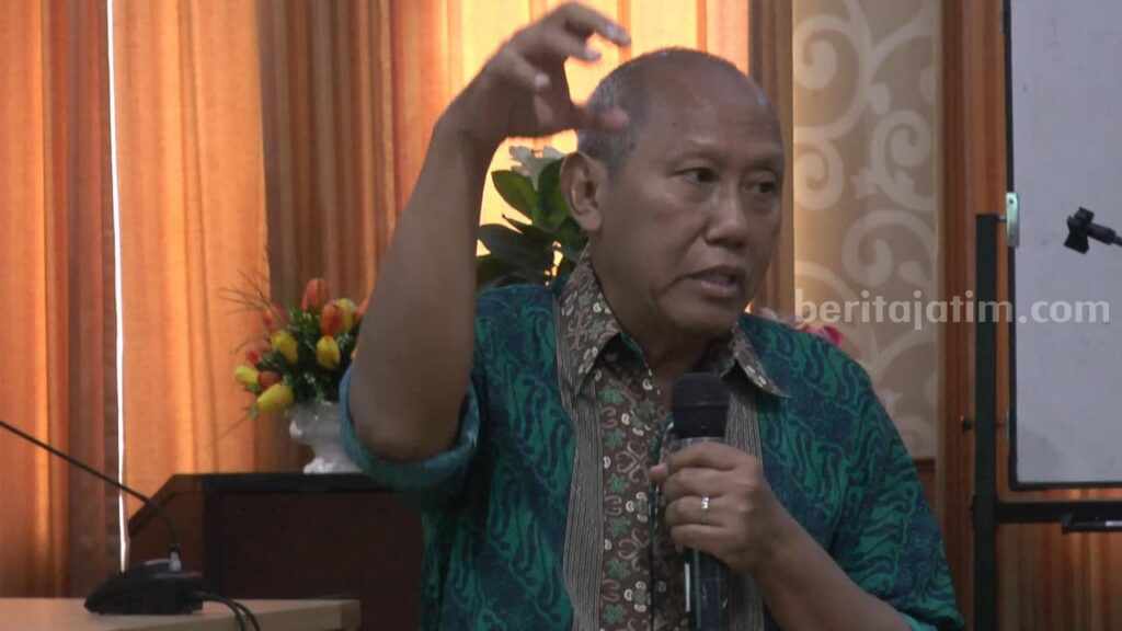 Mantan Peneliti LIPI Ikrar Nusa Soroti Keanehan Politik di Indonesia peneliti