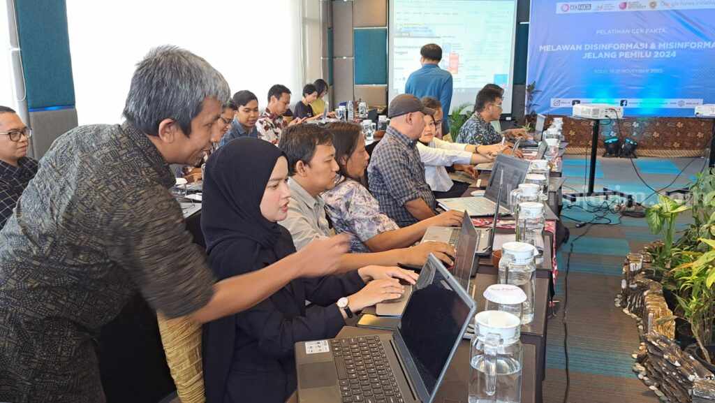 AMSI Latih 150 Media Cek Fakta di Solo Jawa Tengah AMSI Latih 150 Media Cek Fakta di Solo Jawa Tengah (Istimewa)