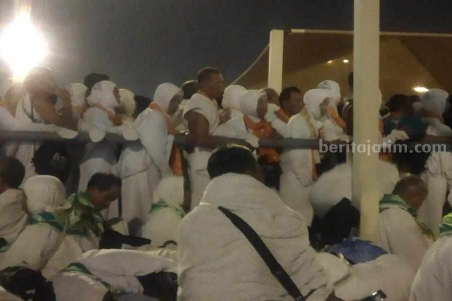 Suasana jemaah haji saat berada di tanah suci.
