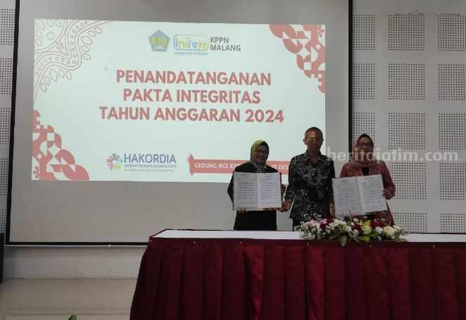 Penyerahan DIPA oleh Kantor Pelayanan Perbendaharaan Negara (KPPN) Tipe A1 Malang.
