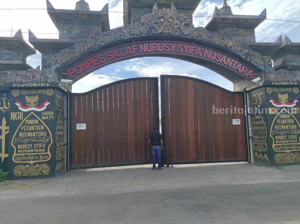 Pondok Nuswantoro milik Gus Samsudin yang berada di Kecamatan Kademangan Kabupaten Blitar.