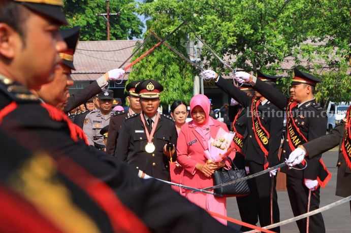 Para purnawirawan Polri saat wisuda purna bakti yang bertempat di Mapolres Tuban.