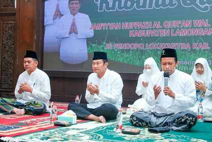 Jelang Akhir Tahun, Pemkab Lamongan Gelar Khotmil Quran foto beritajatim