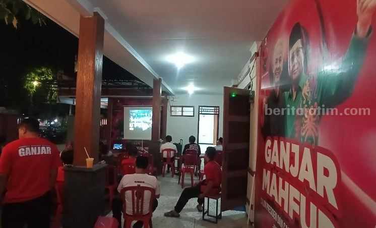 PDIP Blitar Yakin Mahfud MD Ungguli Gibran dan Muhaimin Acara nobar PDIP Kabupaten Blitar pada debat Capres lalu.