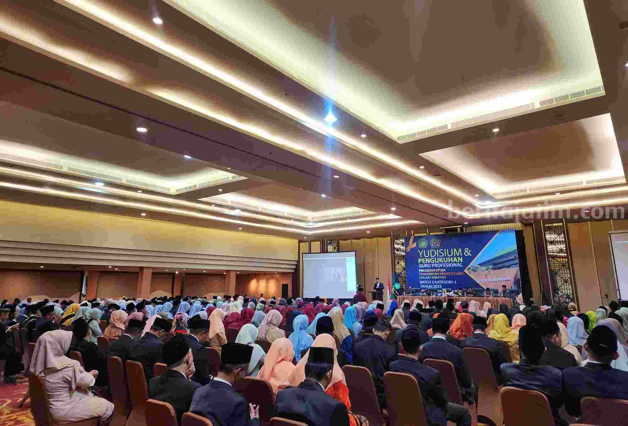 Kelulusan PPG daljab batch 2 kategori 1 LPTK UIN Malang capai 92,83 % (Foto: Dani Alifian/beritajatim.com)