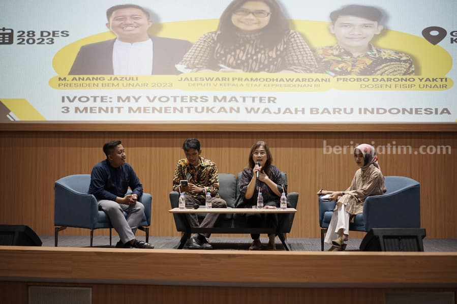 Talkshow "Ivote: My Voters Matters, 3 Menit Menentukan Wajah Baru Indonesia" di di Aula Chandradimuka GKB Unair Kampus C, Kamis (28/12/2023).