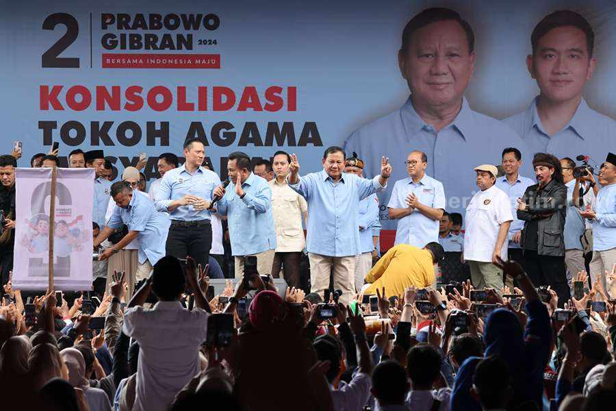 Disambut Ribuan Orang, Massa Serukan Prabowo Presiden prabowo
