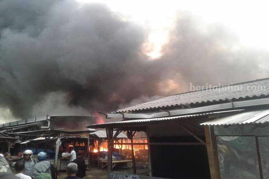 Kondisi kebakaran di Pasar Leces Kabupaten Probolinggo.