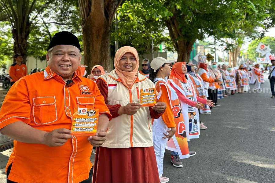 Gelar Flashmob Ratusan Titik, PKS Jatim Kampanyekan Tiga Gagasan Ketua DPW PKS Jawa Timur, Irwan Setiawan