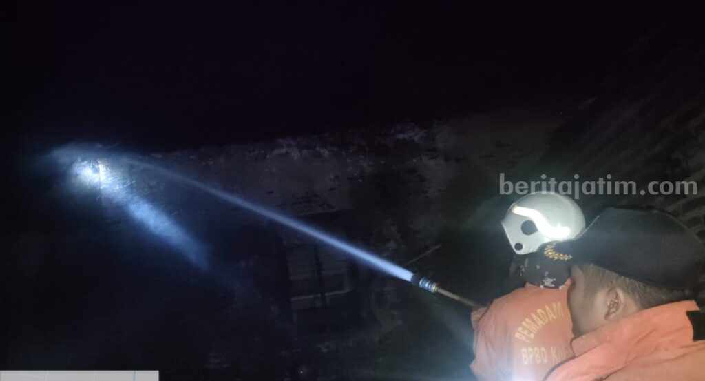 Warung Terbakar