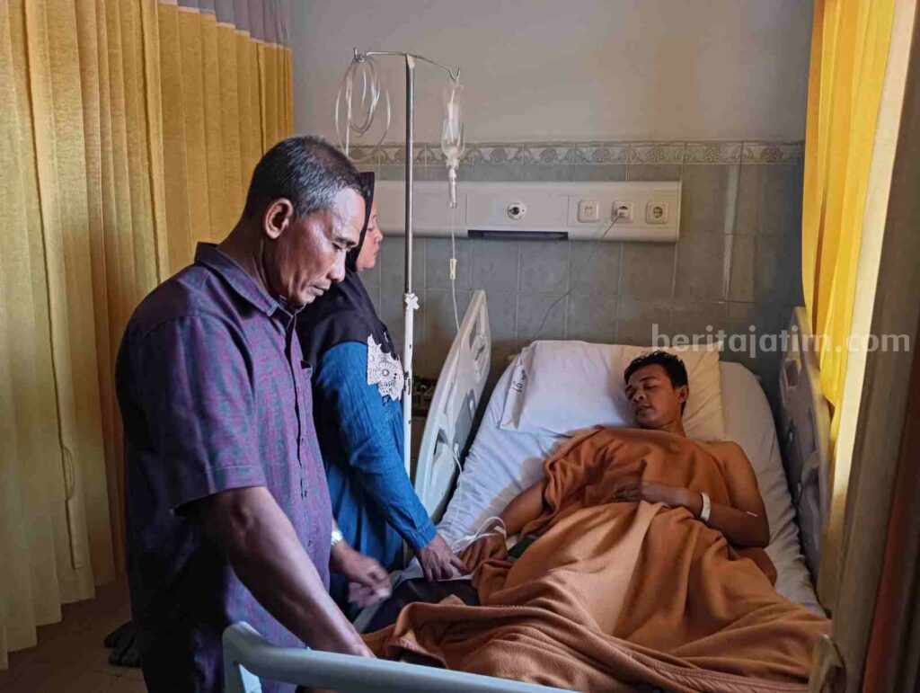 Warga Cerme Gresik Jadi Korban Usai Tertimpa APK Caleg M.Habib kondisinya membaik usai menjalani perawatan medis setelah tertimpa APK caleg