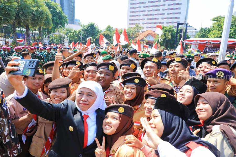 gubernur jawa timur