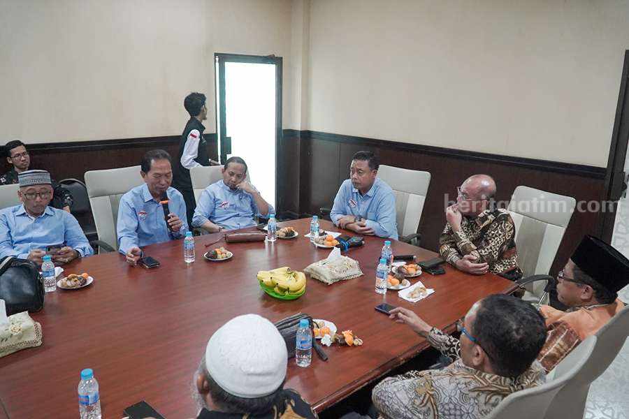 Pengurus TKD Prabowo-Gibran Jatim saat silaturahmi ke kantor PW Muhammadiyah Jawa Timur.
