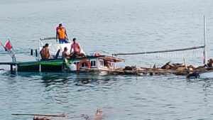 Kapal Muat Sapi Tenggelam di Pulau Karamian Sumenep, 1 Penumpang Anak Meninggal Kapal tenggelam di perairan Karamian Masalembu