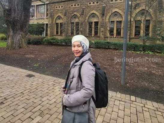 Dosen Unair Minta Masyarakat Tak Cemburu dengan Pengungsi Rohingya foto beritajatim