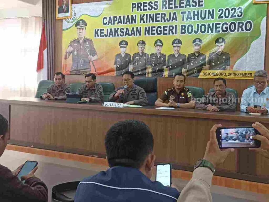 Kejari Bojonegoro Selamatkan Uang Negara Hampir Rp1 Miliar