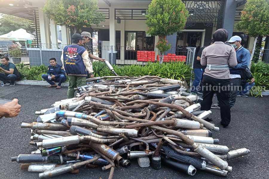 Knalpot brong yang diamankan oleh petugas kepolisian jelang malam tahun baru 2024