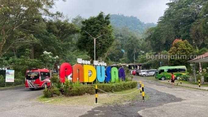 Air Panas Padusan di Kecamatan Pacet, Kabupaten Mojokerto. [Foto : dok]