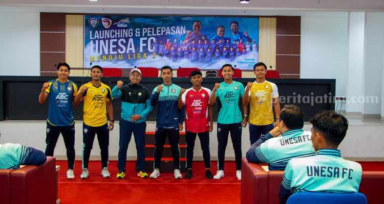 Unesa FC Debut di Liga 3, Pemain Mayoritas Mahasiswa Tim Unesa FC yang baru saja dilaunching untuk Liga 3 Jawa Timur. (Way)