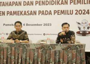 Mahasiswa Digembleng Pemikiran Tokoh Politik dan Demokrasi