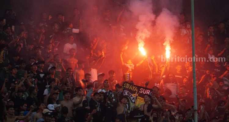 Suporter Persebaya. (Way)
