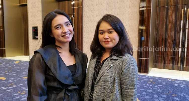 Mahasiswa Surabaya Lebih Pilih Nonton Cuplikan Video Viral Streaming Dibanding Live Debat Capres Dua mahasiswa Unair dan Unitomo memilih nonton streaming viral daripada debat capres. (Way)