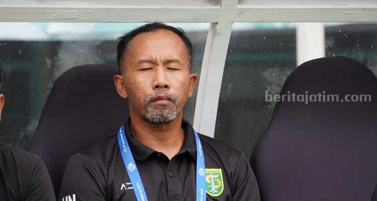 Uston Nawawi