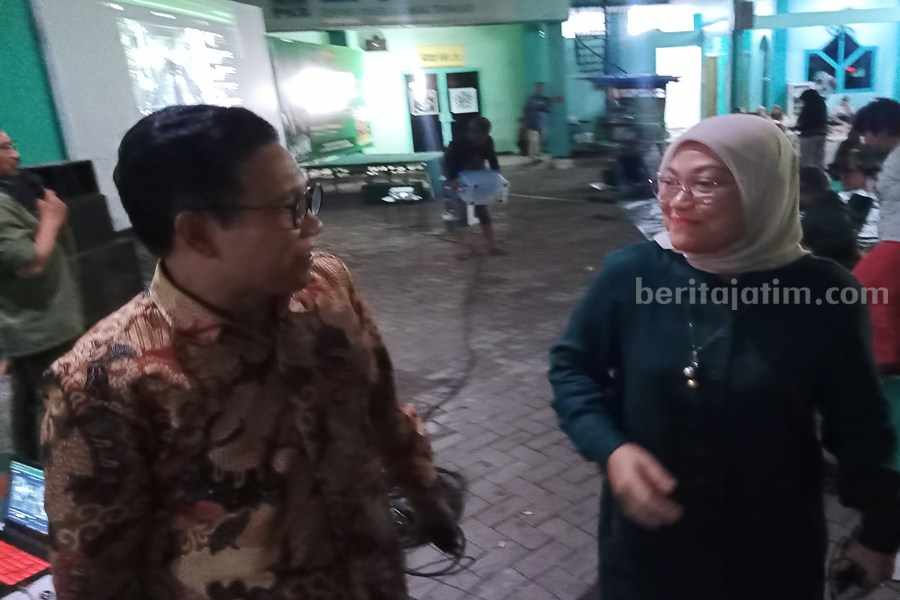 Gus Halim Nilai Performa Cak Imin di Debat Cawapres 75 Gus Halim dan Ida Fauziah usai acara Nobar Debat Cawapres di kantor DPW PKB Jawa Timur, Jumat (22/12/2023). (Foto/Anggadia)