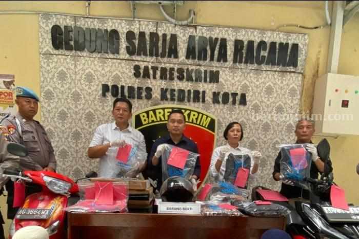 Dilempar Batu Peserta Konvoi, Warga Kediri Meregang Nyawa