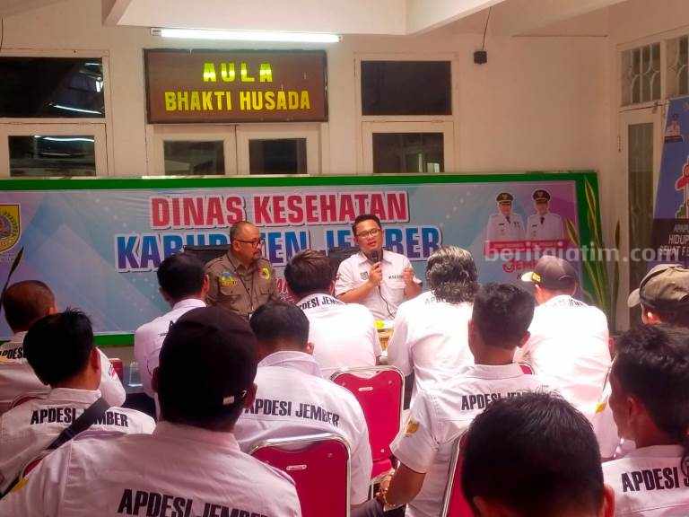 Warga Melahirkan di Jalan, Apdesi Jember Protes Birokratisnya Ambulans Desa