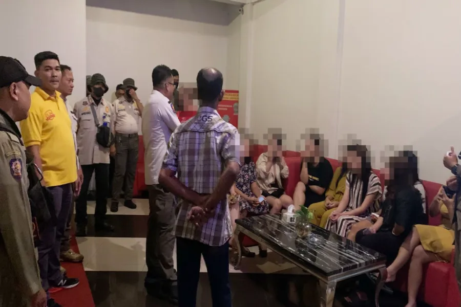 Satpol PP Kota Surabaya Gelar Rutin Razia Panti Pijat Satpol PP Surabaya