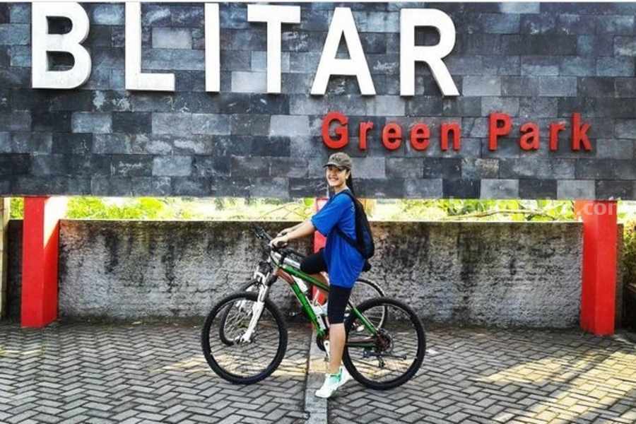 Taman Green Park Blitar, Wisata Murah untuk Libur Nataru Taman Green Park Blitar, wisata murah untuk liburan akhir tahun. (Foto: Instagram/tn.mami)