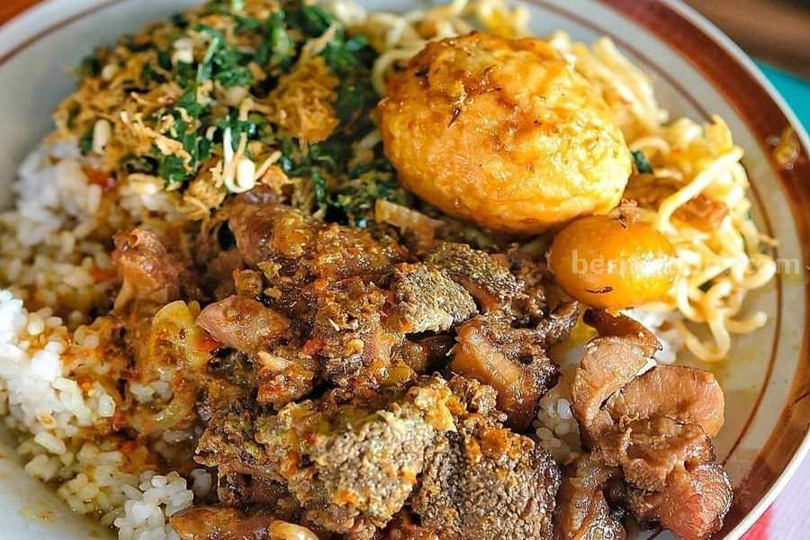 Menu Sego Gobyos, kuliner populer di Pacitan. (Sumber foto: foods_jatim/Instagram