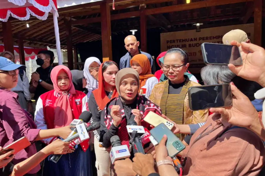 Diskusi Kedaulatan Pangan, Atikoh Ganjar Sampaikan Terima Kasih ke Petani Siti Atikoh
