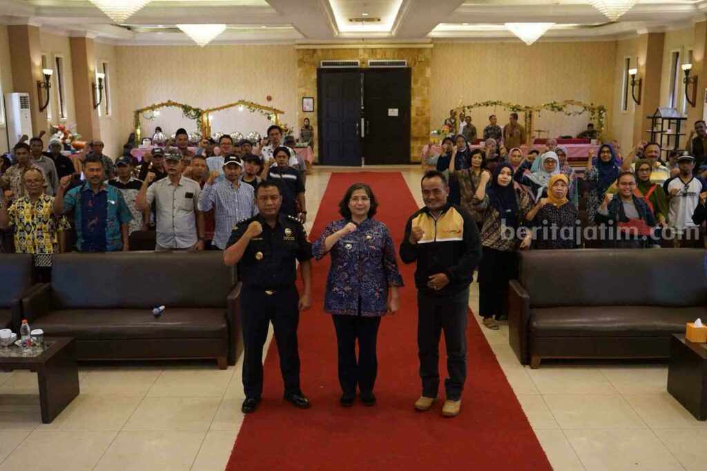 Pj Wali Kota Kediri Ajak Masyarakat Perangi Peredaran Rokok Ilegal