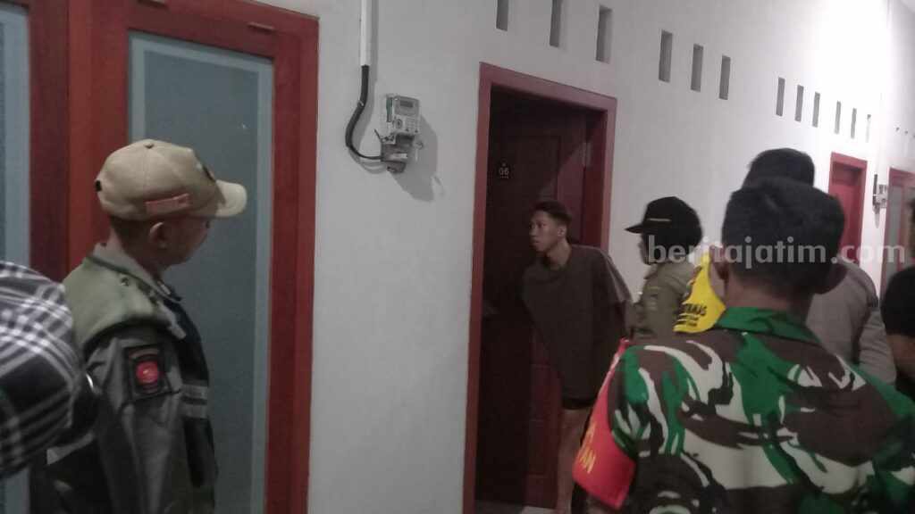 4 Muda Mudi Dalam Kamar Kos Terjaring Razia Satpol PP Blitar