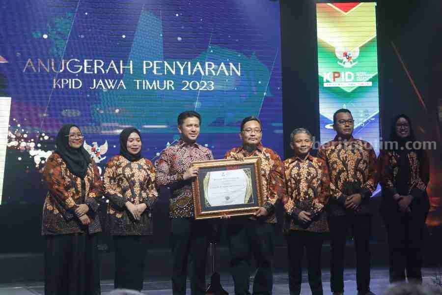 18 Program Siaran Raih Anugerah Penyiaran KPID Jatim 2023 anugerah KPID Jatim