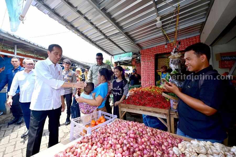 Presiden Jokowi saat kunjungannya ke Banyuwangi.