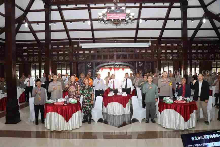 rapat malang